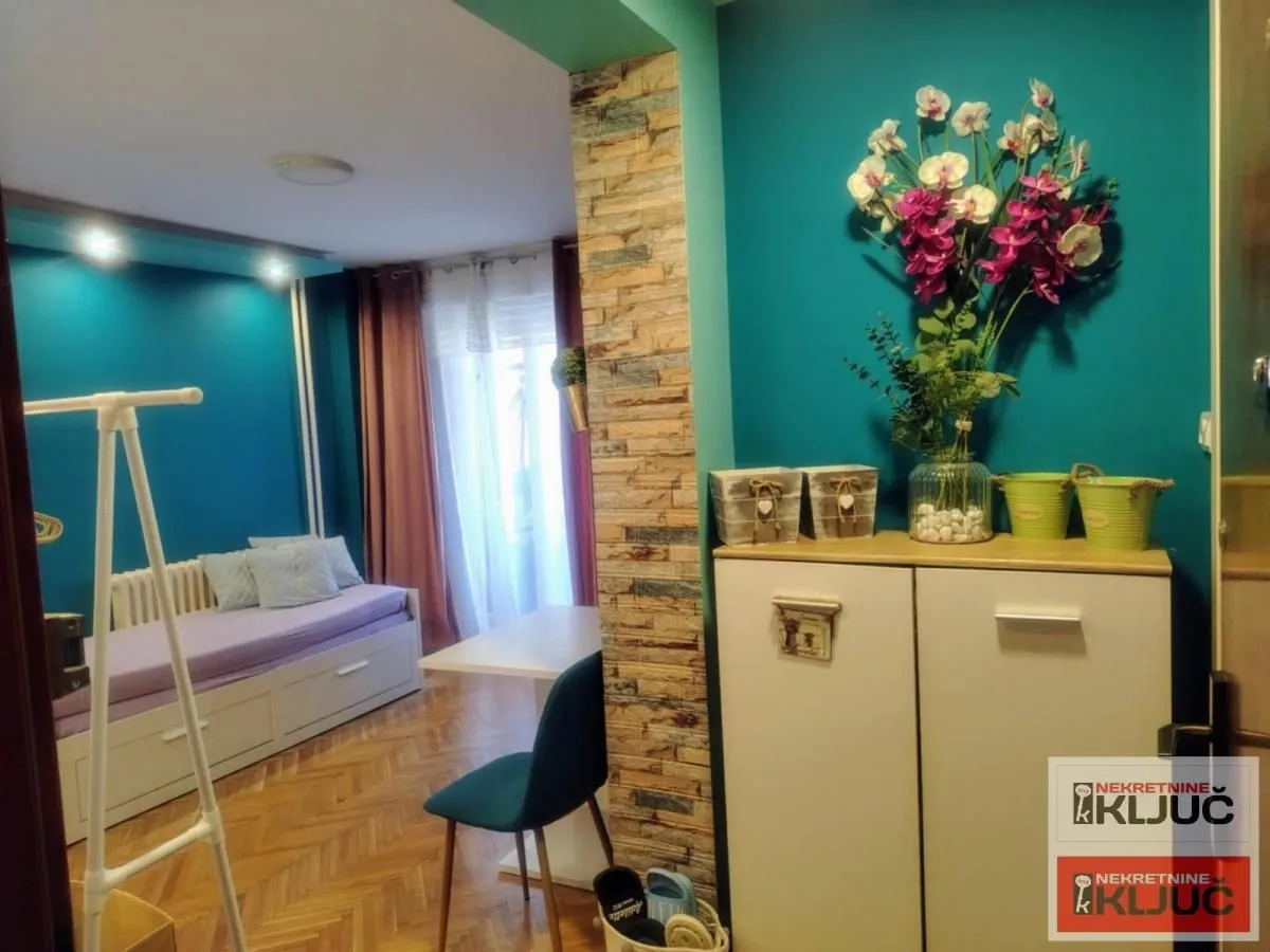 Sale, one bedroom apartment, 35m², Bulevar Oslobodjenja, Novi Sad Sve Podlokacije