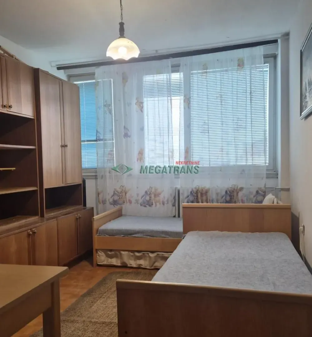 Izdavanje, trosoban stan, 70m², Liman 2, Novi Sad Sve Podlokacije