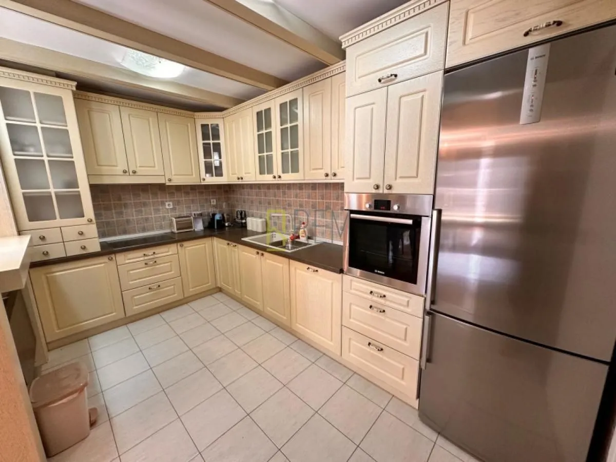 Prodaja, dvosoban stan, 92m², City Kvart, Podgorica
