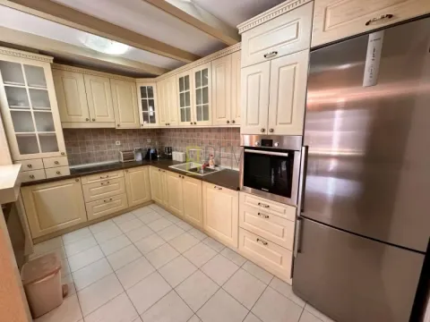 Sale, two bedroom apartment, 92m², City Kej, Podgorica - image 3