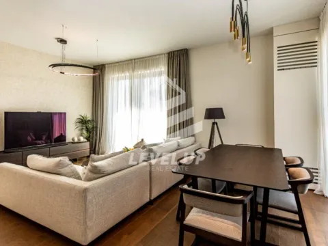 Izdavanje, trosoban stan, 110m², Beograd Na Vodi, Beograd - image 5