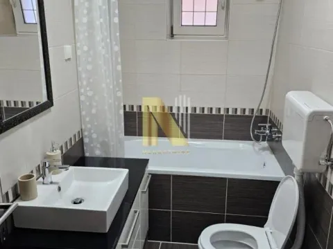 Izdavanje, dvosoban stan, 60m², Centar, Novi Sad - image 37