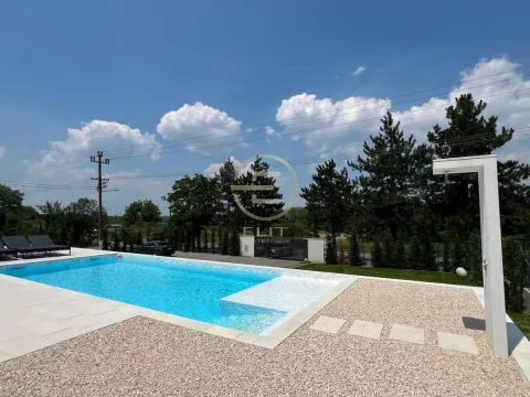 Prodaja, kuća, 253m², Rakovac, Novi Sad Sve Podlokacije - image 3