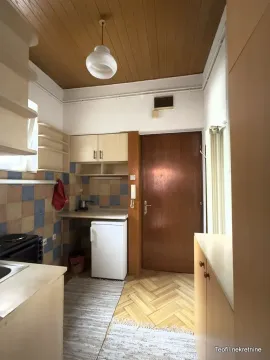 Izdavanje, jednosoban stan, 30m², Cvetni Trg, Vračar Sve Podlokacije - image 5