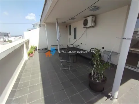 Rent, two bedroom apartment, 60m², Kalenić Pijaca, Vračar Sve Podlokacije - image 24