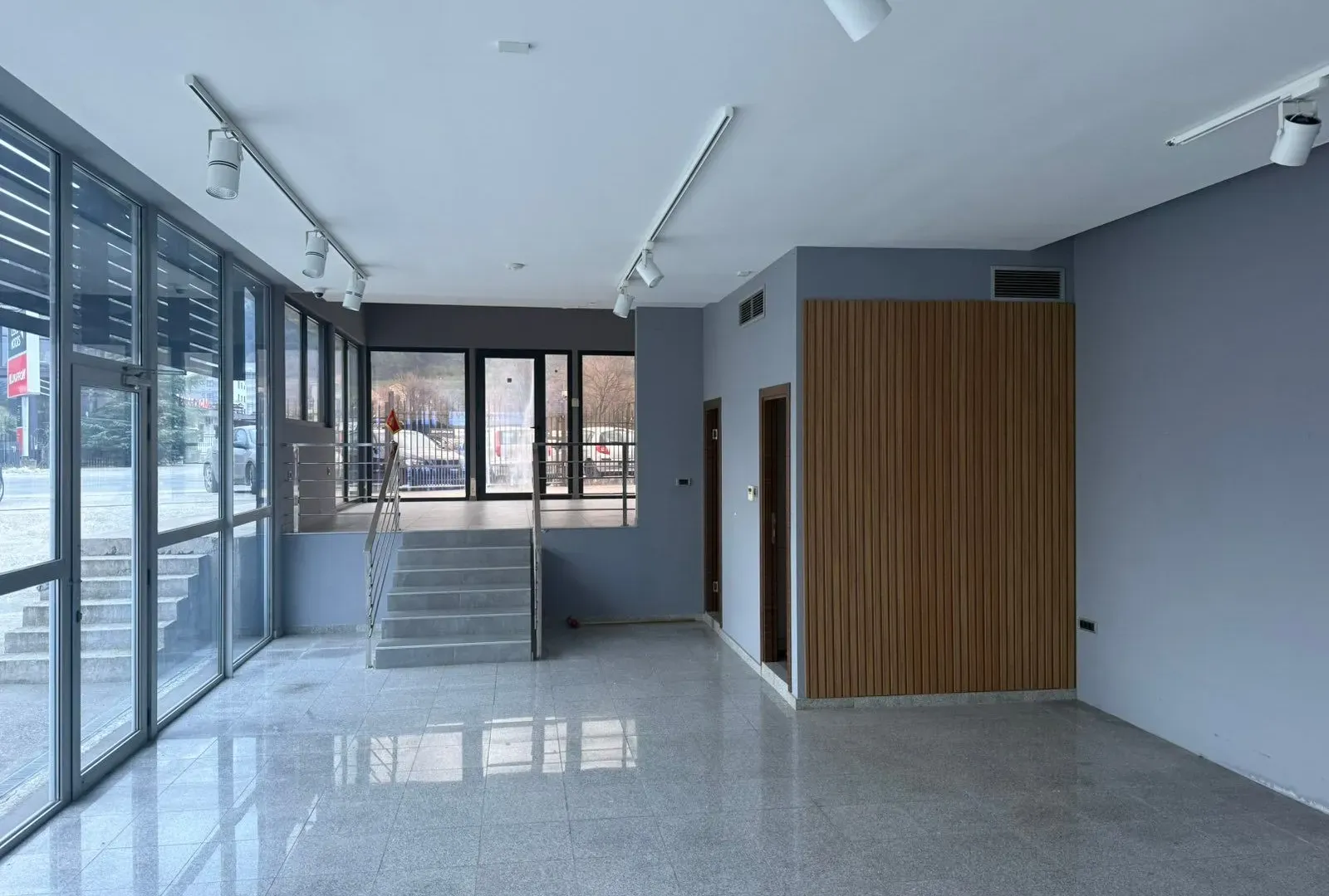 Rent, office space, 120m², Zabjelo, Podgorica