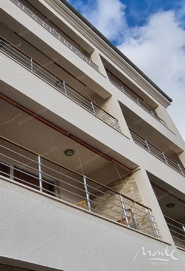 Sale, office space, 950m², Bečići, Budva