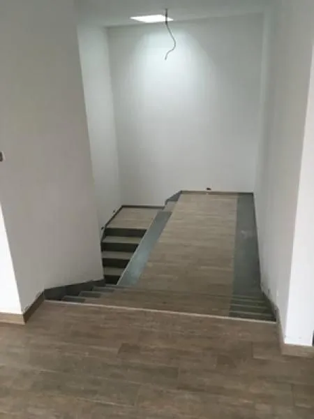 Rent, office space, 850m², Čukarica, Beograd