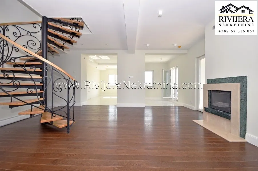 Prodaja, trosoban stan, 115m², Đenovići, Herceg Novi
