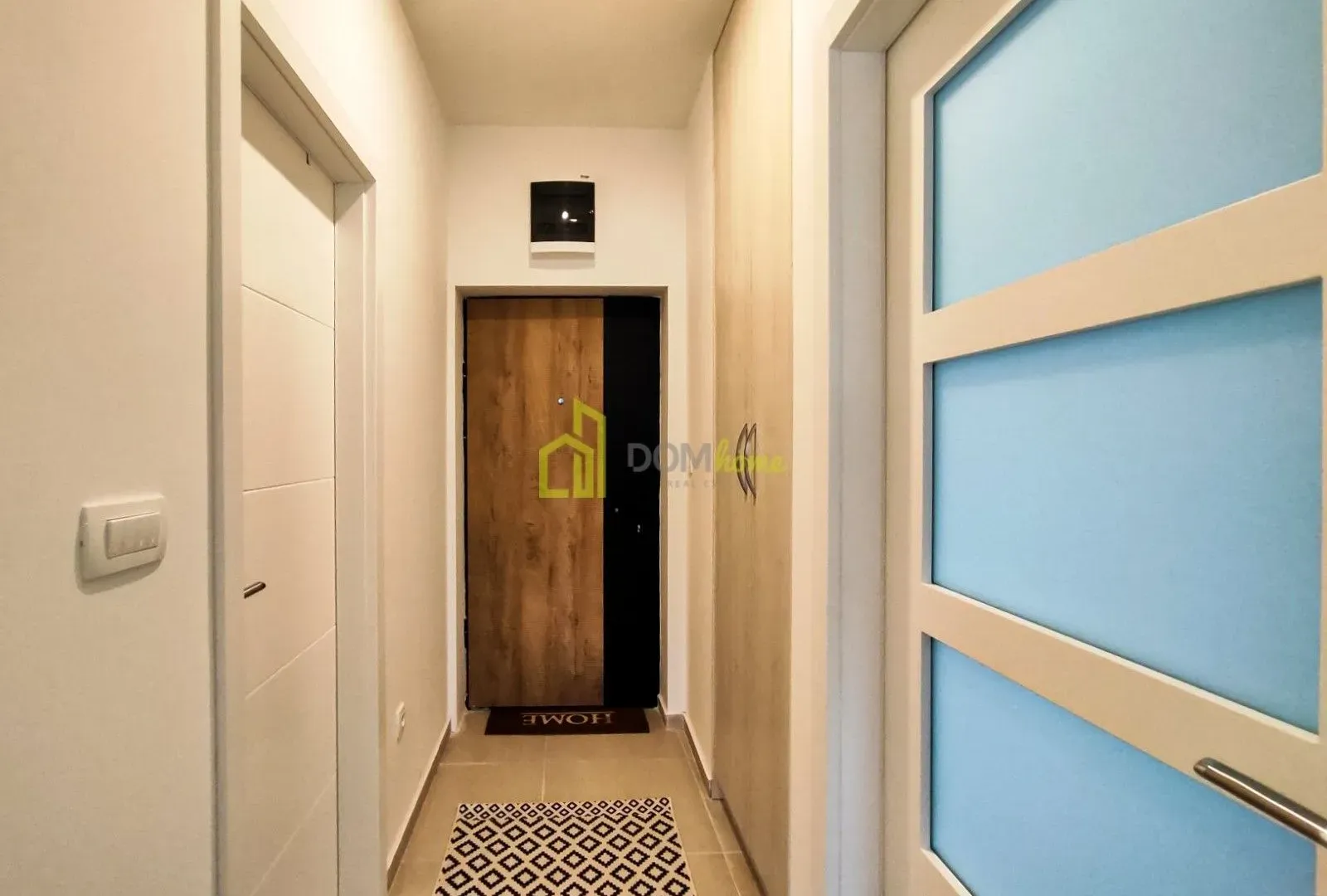 Izdavanje, jednosoban stan, 45m², Pobrežje, Podgorica