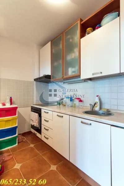 Prodaja, četvorosoban stan, 86m², Voždovac Sve Podlokacije, Beograd