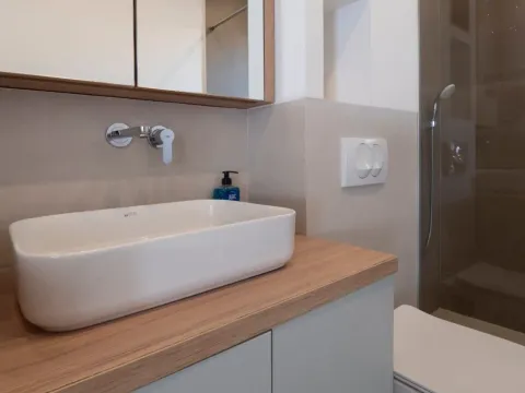 Rent, one bedroom apartment, 41m², Bečići, Budva - image 8