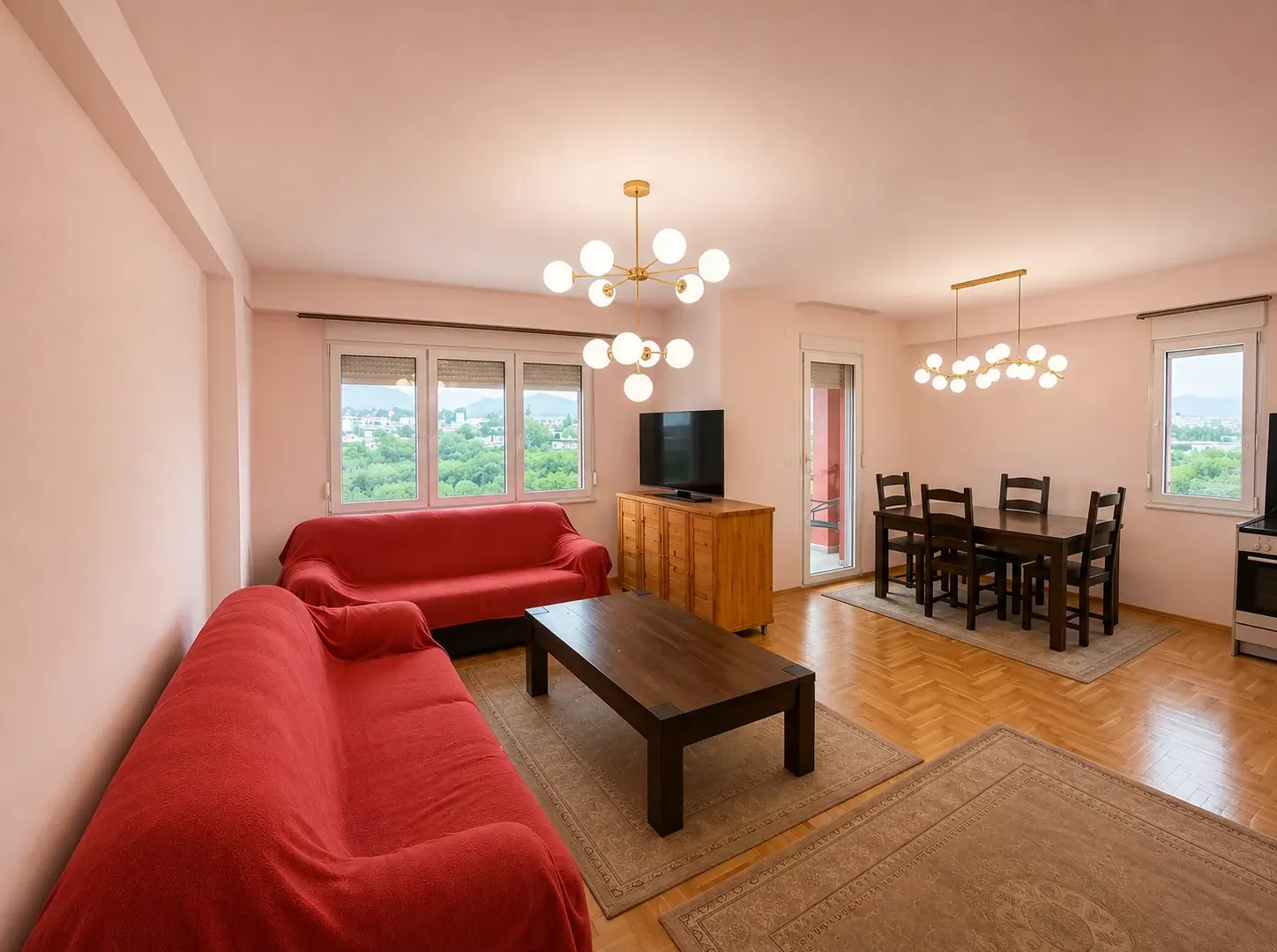 Izdavanje, trosoban stan, 92m², Krivi Most, Podgorica
