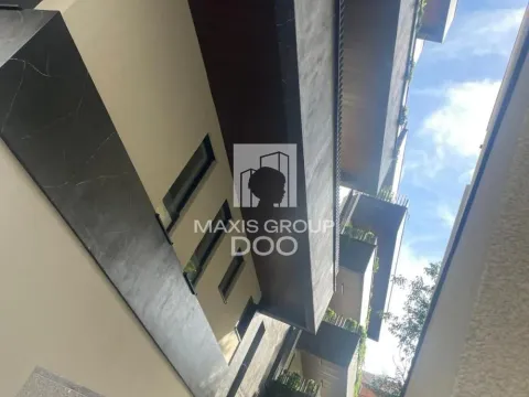 Prodaja, četvorosoban stan, 131m², Vračar Centar, Vračar Sve Podlokacije - image 12