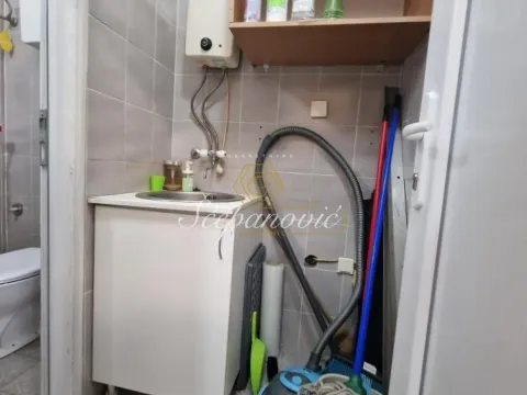 Rent, office space, 49m², Satelit, Novi Sad Sve Podlokacije - image 5