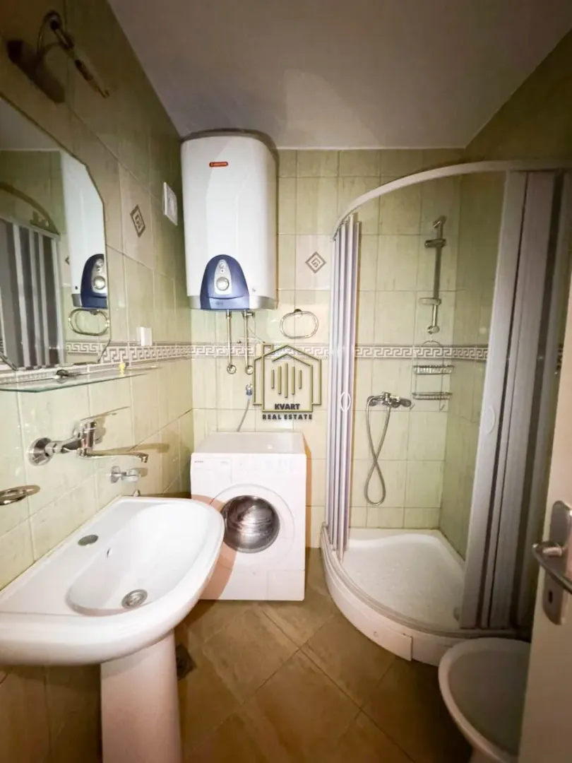 Prodaja, dvosoban stan, 78m², Gintaš, Podgorica