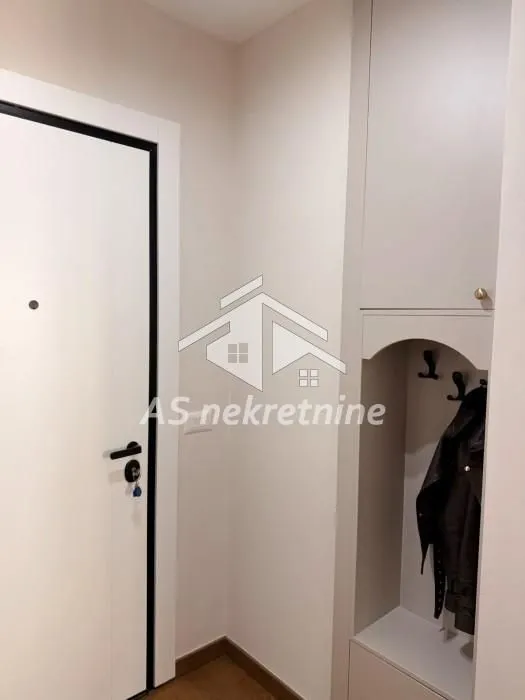Izdavanje, stan, 33m², Lekino Brdo, Voždovac Sve Podlokacije