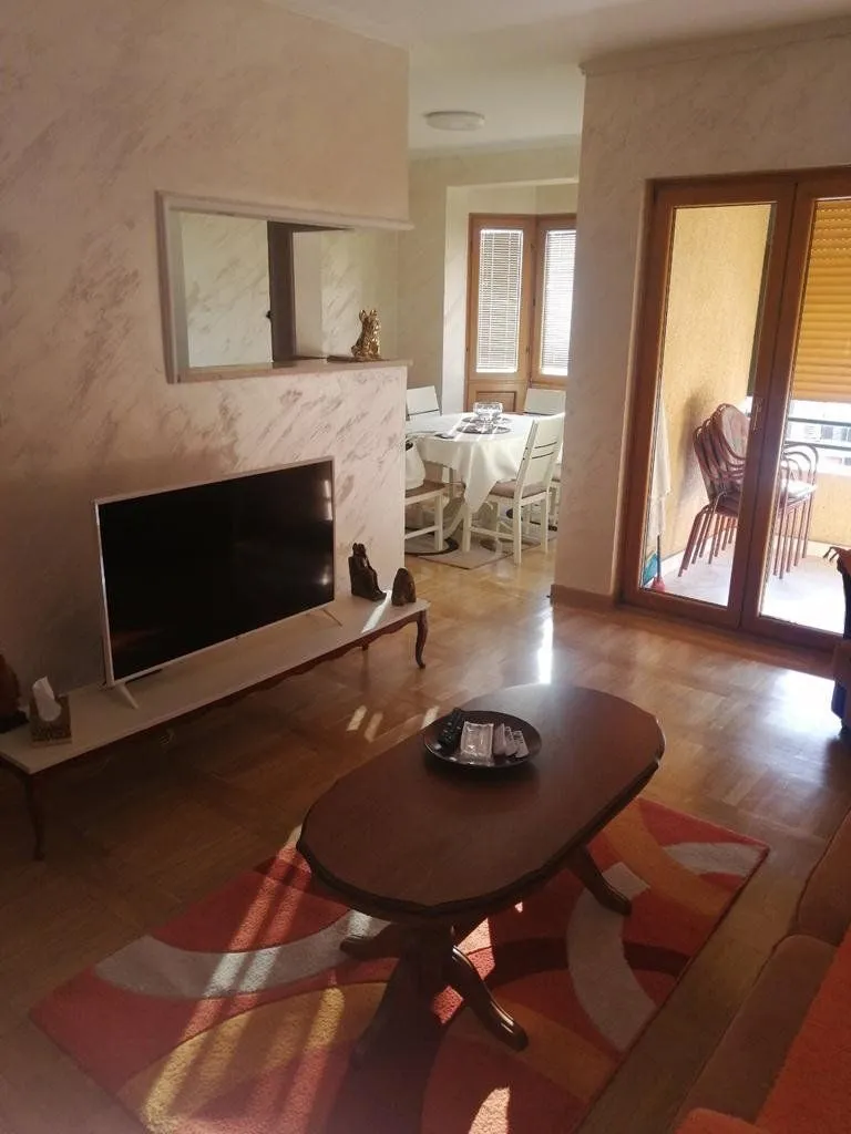 Rent, two bedroom apartment, 90m², Preko Morače, Podgorica
