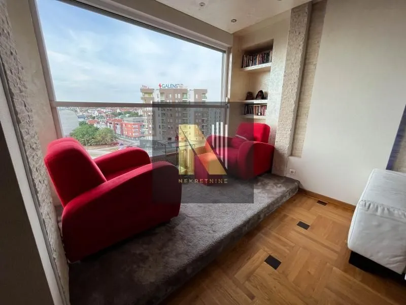 Sale, three bedroom apartment, 108m², Bulevar patrijarha Pavla, Novi Sad Sve Podlokacije