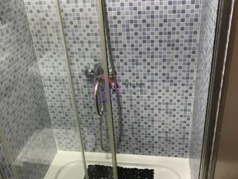 Izdavanje, kuća, 33m², City Kvart, Podgorica - image 10