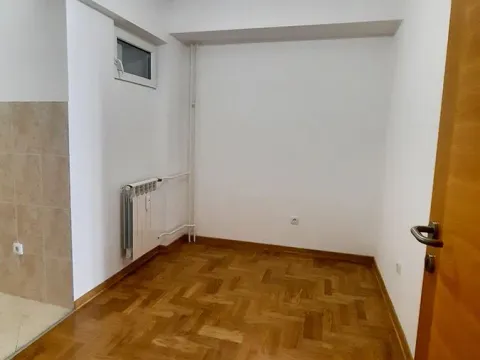 Sale, two bedroom apartment, 64m², Cvetkova Pijaca, Zvezdara Sve Podlokacije - image 3