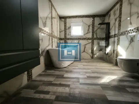 Sale, house, 400m², Varvarin, Srbija - image 10