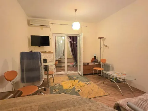 Prodaja, garsonjera, 29m², Centar, Budva - image 2