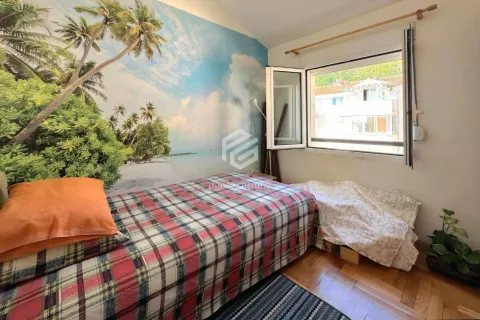 Sale, two bedroom apartment, 55m², Lazi, Budva - image 7