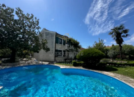 Rent, house, 215m², Bar, Crna Gora - image 11