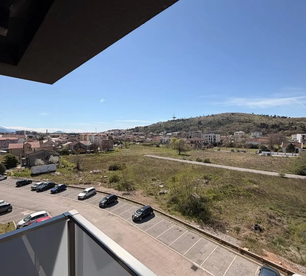 Izdavanje, jednosoban stan, 42m², Zabjelo, Podgorica