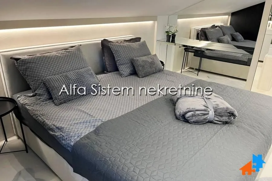 Rent, two bedroom apartment, 55m², Crveni Krst, Beograd