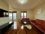 Izdavanje, četvorosoban stan, 130m², Centar, Podgorica - image 1