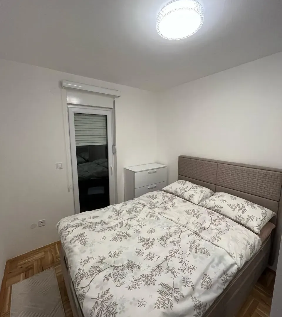 Izdavanje, jednosoban stan, 40m², City Kvart, Podgorica
