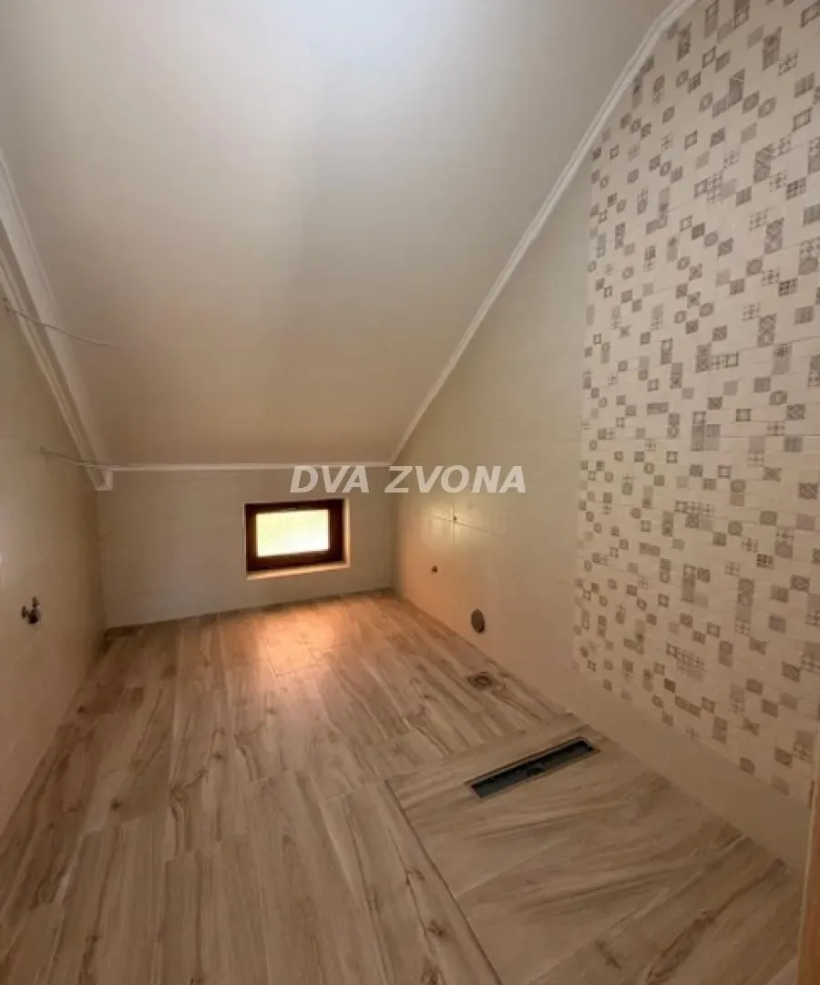 Prodaja, kuća, 144m², Čortanovci, Inđija