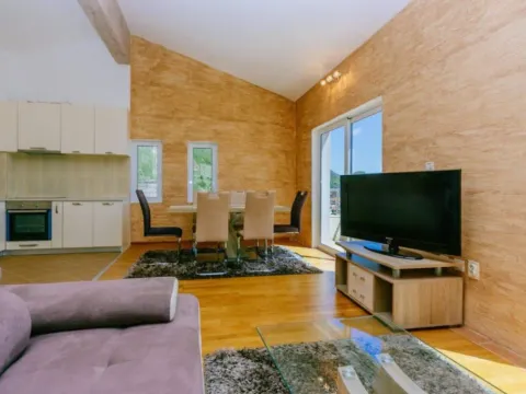 Sale, two bedroom apartment, 105m², Petrovac, Budva - image 4