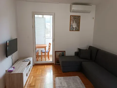Sale, one bedroom apartment, 30m², Velji Vinogradi, Budva - image 2