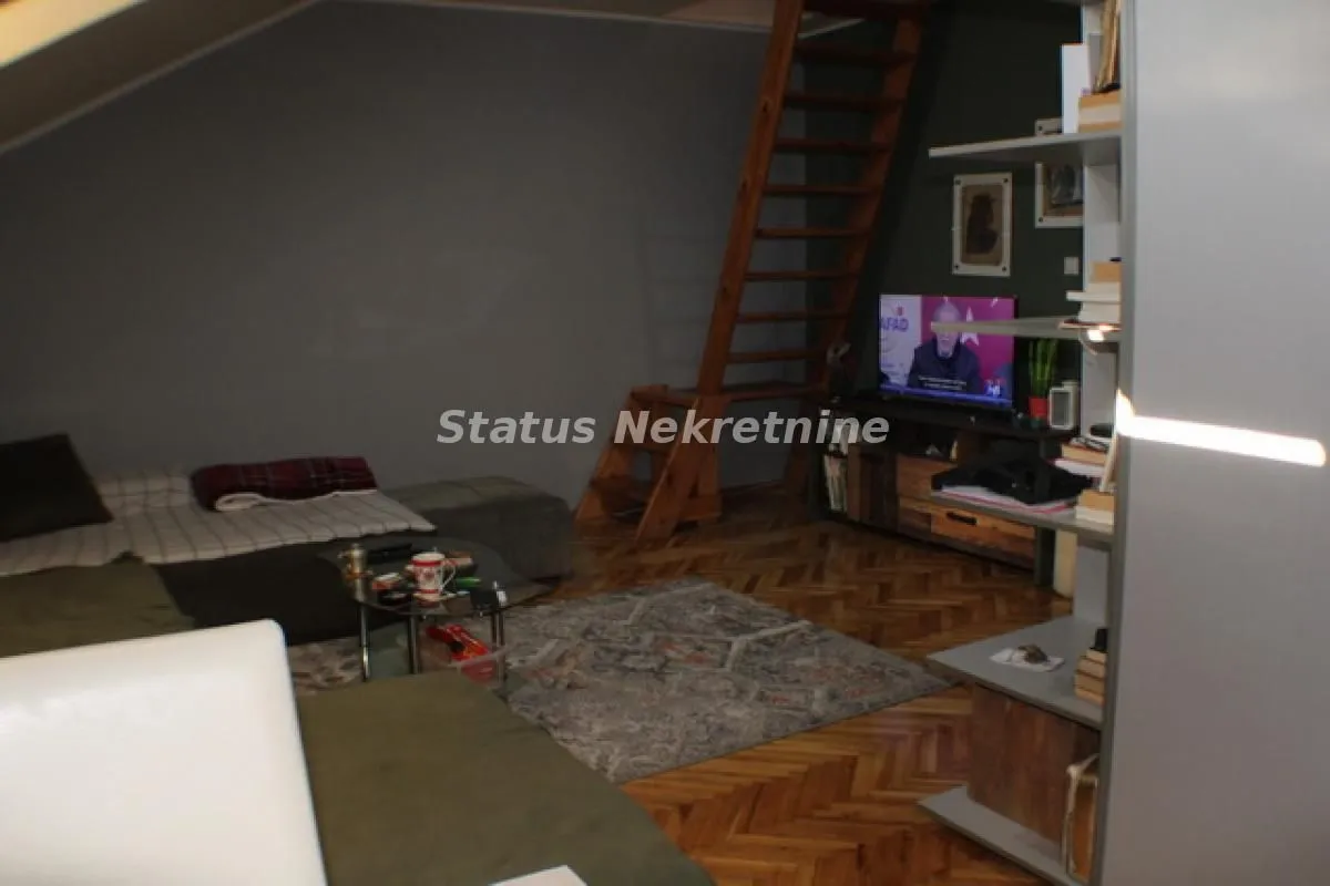 Prodaja, dvosoban stan, 77m², Stari grad, Novi Sad