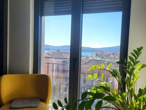Izdavanje, jednosoban stan, 60m², Centar, Tivat - image 4