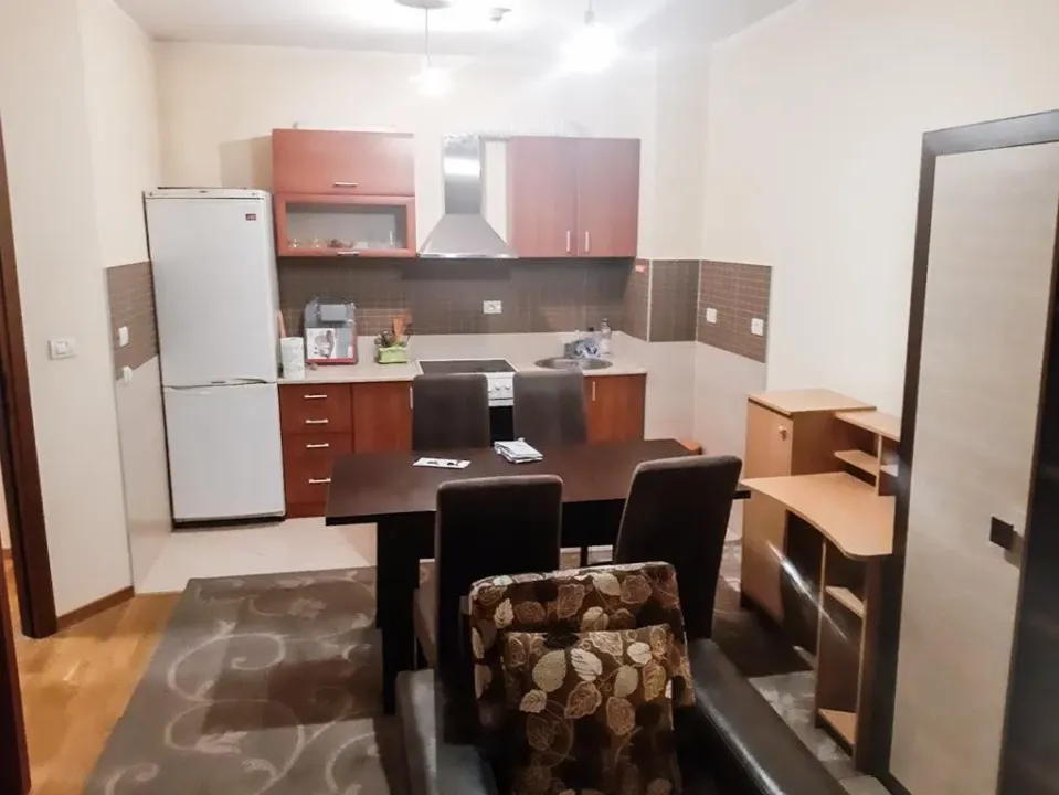 Izdavanje, jednosoban stan, 54m², City Kvart, Podgorica