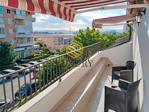 Izdavanje, garsonjera, 40m², Stari Aerodrom, Podgorica - image 10