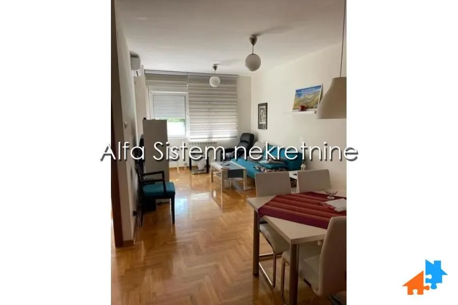 Rent, two bedroom apartment, 48m², Vračar Sve Podlokacije, Beograd