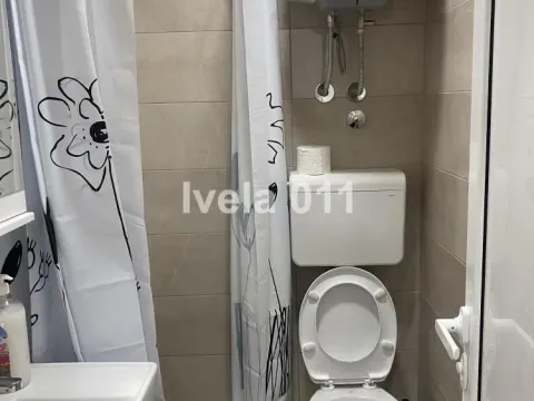 Izdavanje, poslovni prostor, 14m², Voždovačka Crkva, Voždovac Sve Podlokacije - image 3