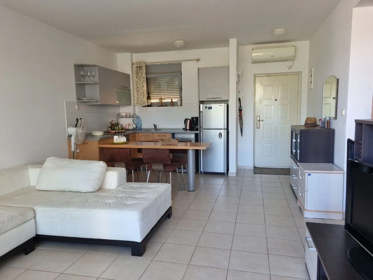 Sale, two bedroom apartment, 54m², Petrovac, Budva