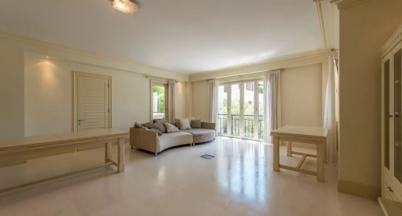 Sale, two bedroom apartment, 148m², Tivat, Crna Gora