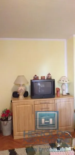 Sale, two bedroom apartment, 68m², Kajsijar, Jagodina