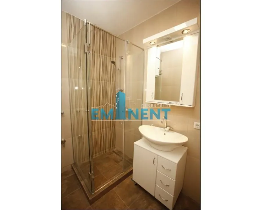 Rent, two bedroom apartment, 46m², Palilula Sve Podlokacije, Beograd