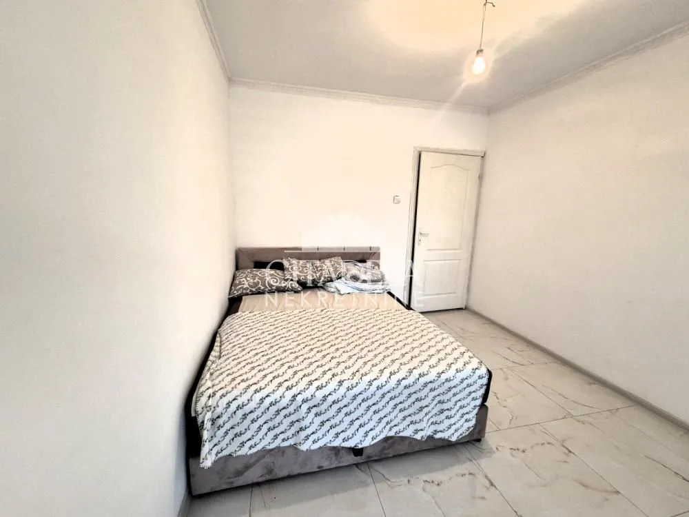 Sale, three bedroom apartment, 90m², Brace Jerković, Voždovac Sve Podlokacije
