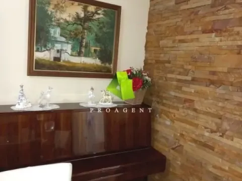 Sale, house, 180m², Centar, Paraćin - image 16