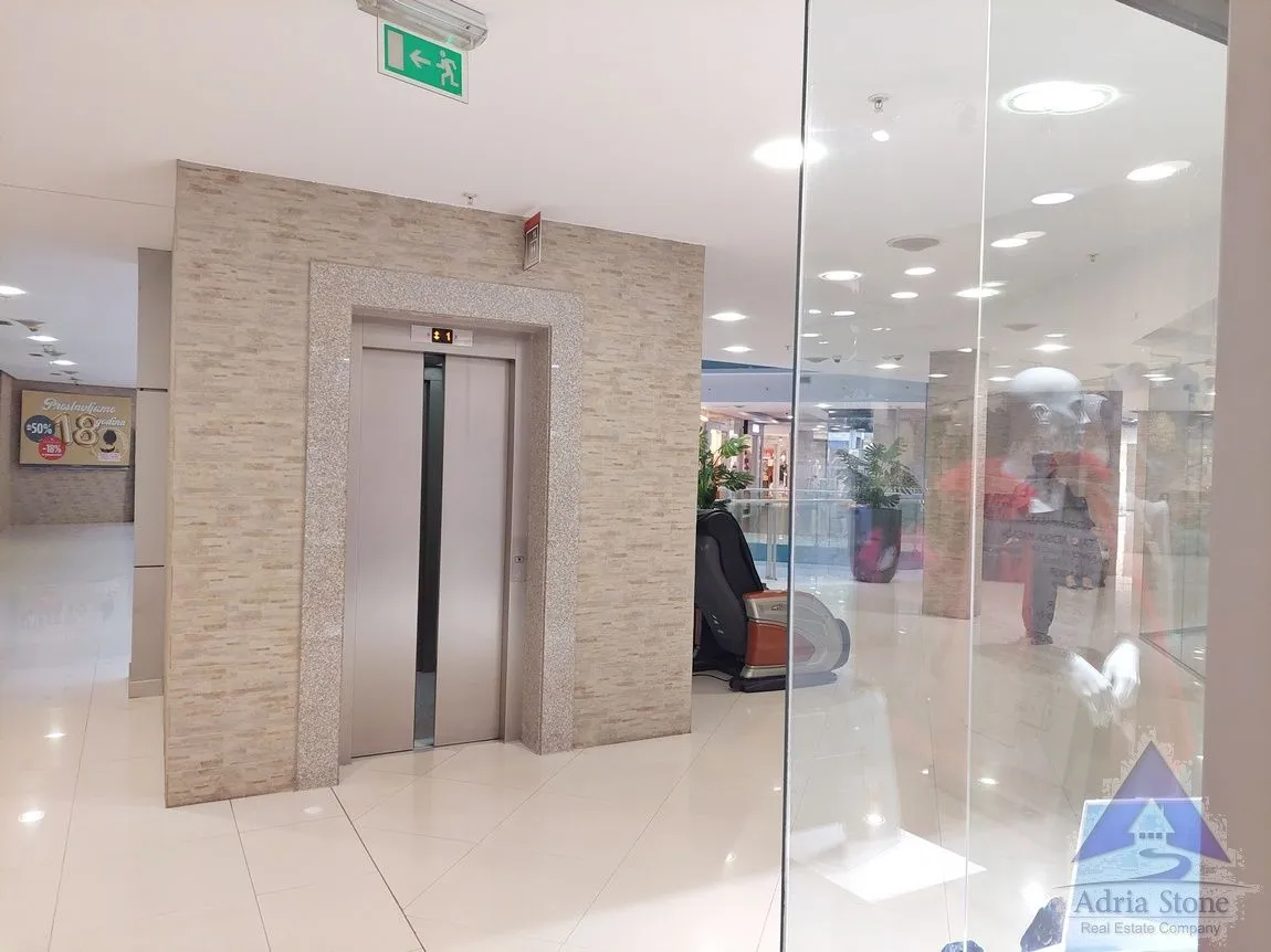 Sale, office space, 44m², Centar, Budva