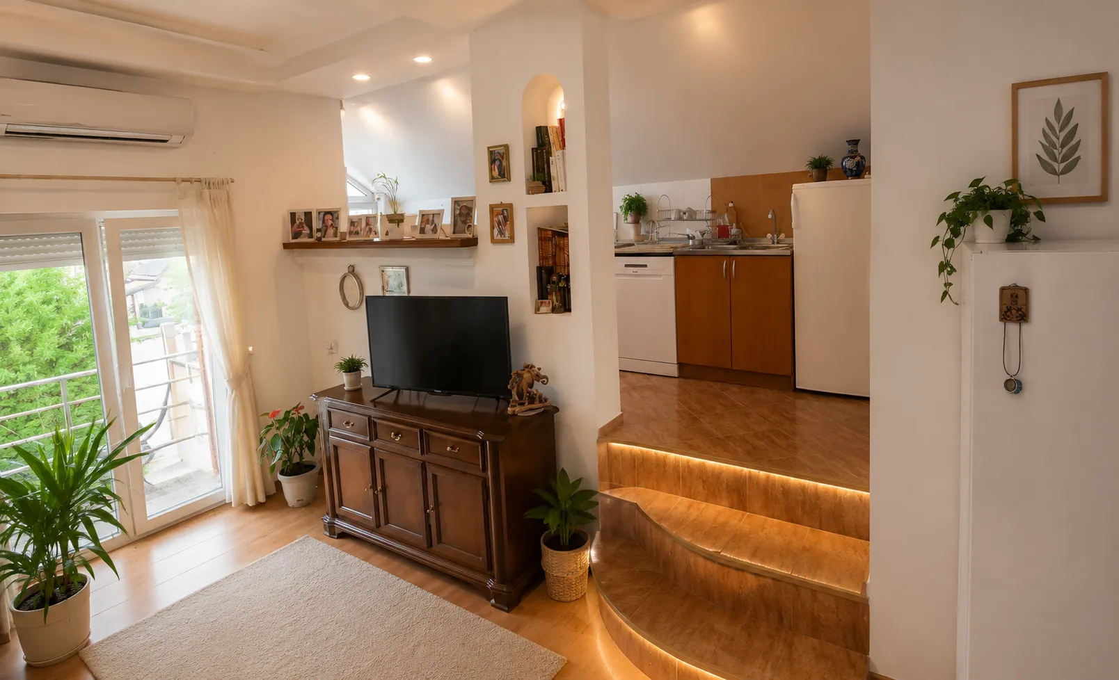 Sale, house, 200m², Nikšić, Crna Gora